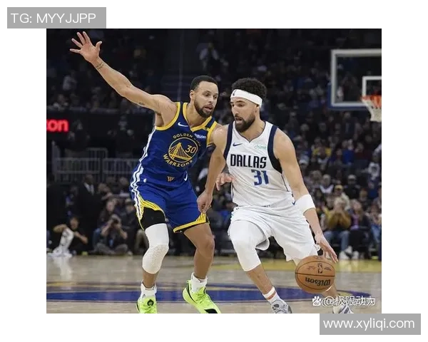勇士与独行侠激战12月23日NBA赛场精彩对决引发球迷热议